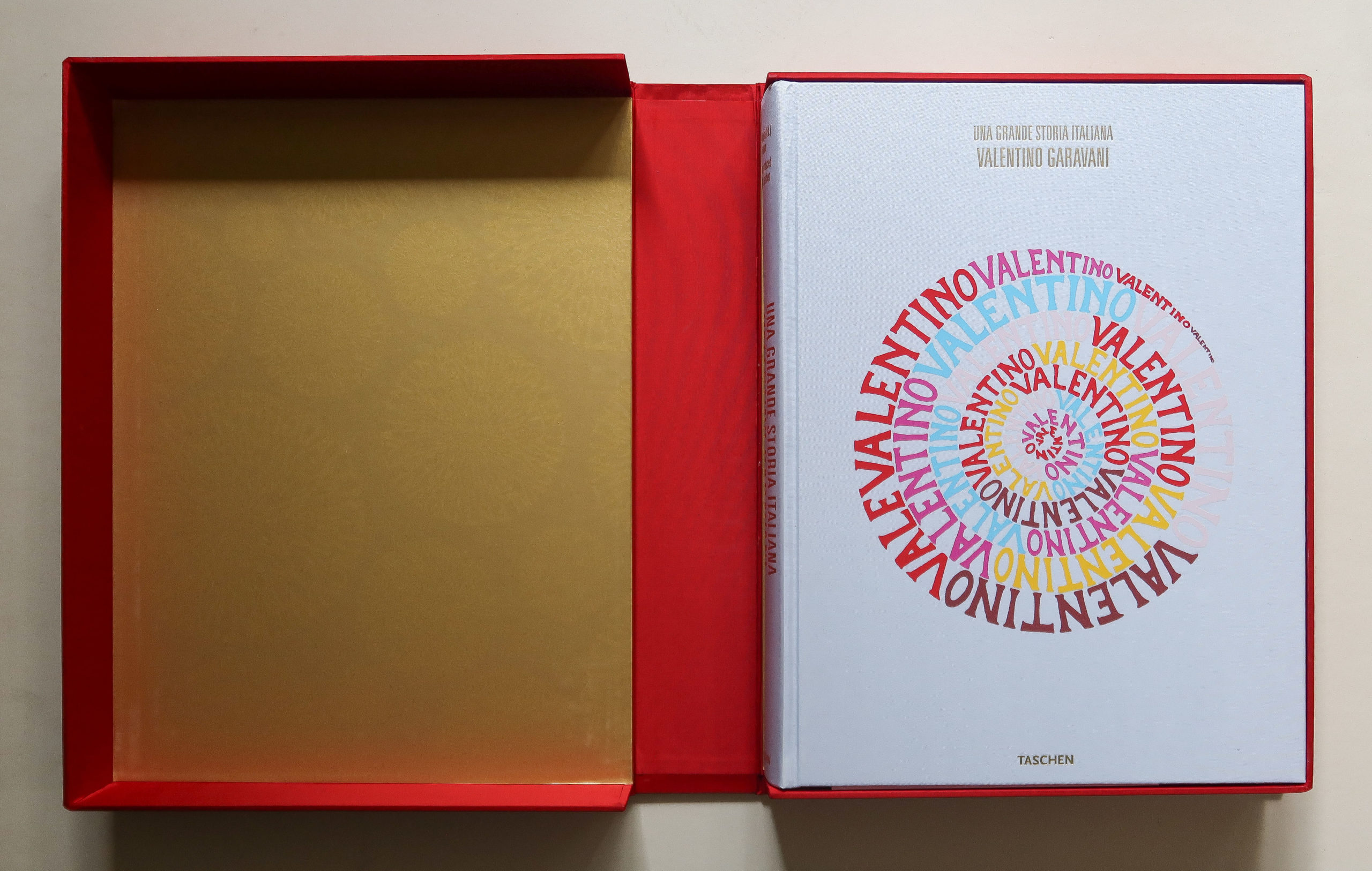 Valentino - Una Grande Storia Italiana