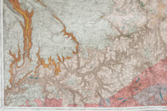 Carte géologique des environs de Saint-Flour