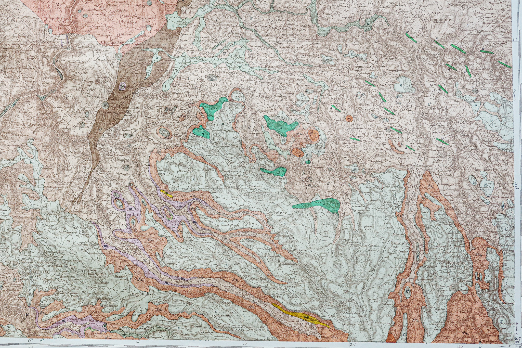 Carte géologique des environs de Mauriac